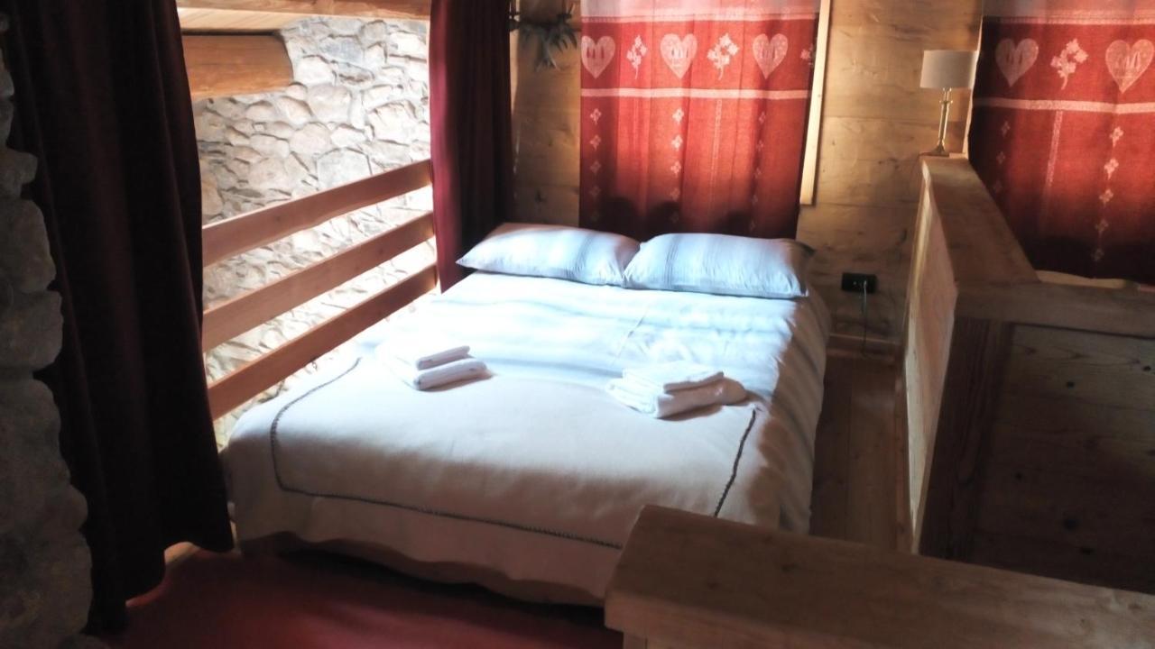 B&B L'Abric - Centro Storico Di Limonetto Limone Piemonte Oda fotoğraf